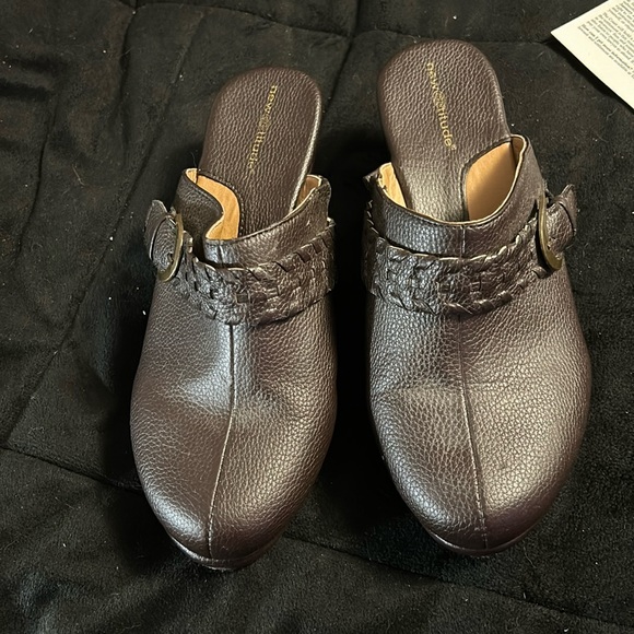 Womens Clogs - Picture 1 of 6